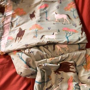 Horse Print Bedding Set - Green and Pink